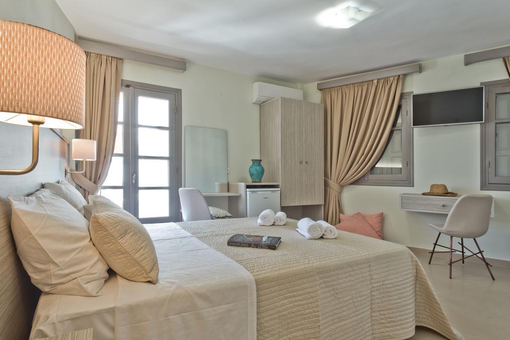 Nereus Luxurious Suites การ์ปาตอส ภายนอก รูปภาพ