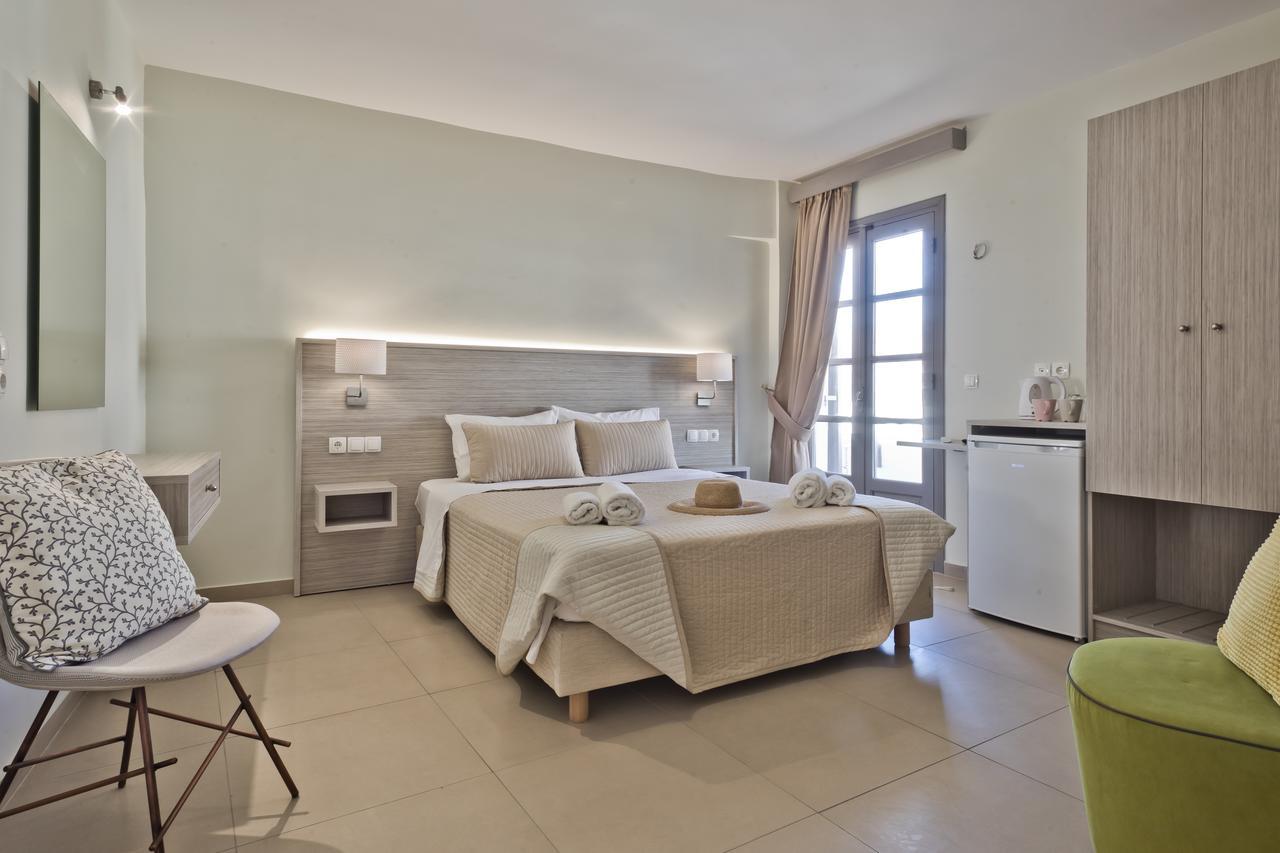 Nereus Luxurious Suites การ์ปาตอส ภายนอก รูปภาพ